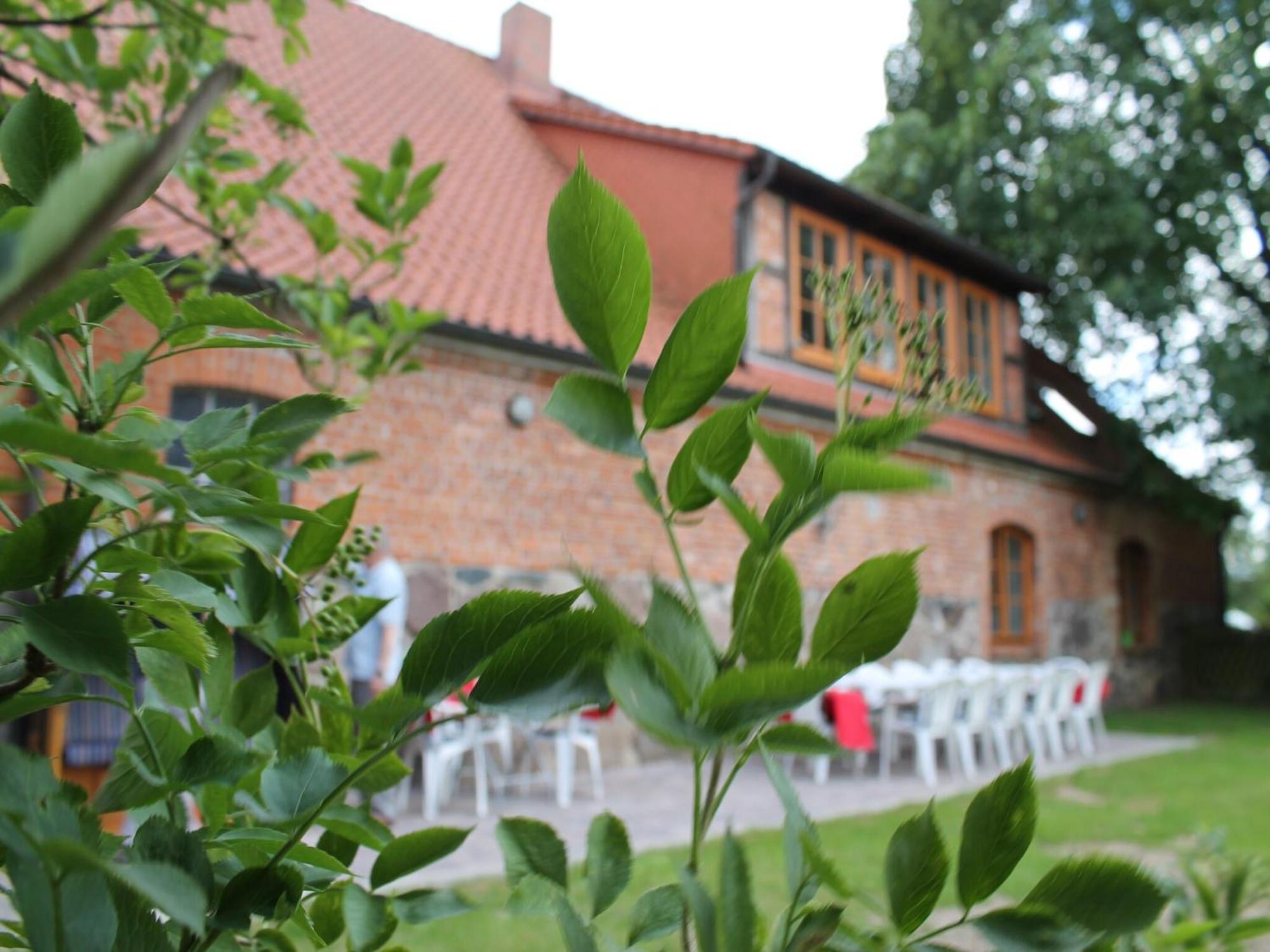 Вилла Mansion In Gressow With Terrace Garden Bbq Pond Bicycles Экстерьер фото